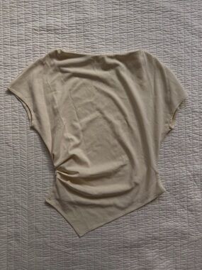 NWOT Limé Off-Shoulder Asymmetrical Top